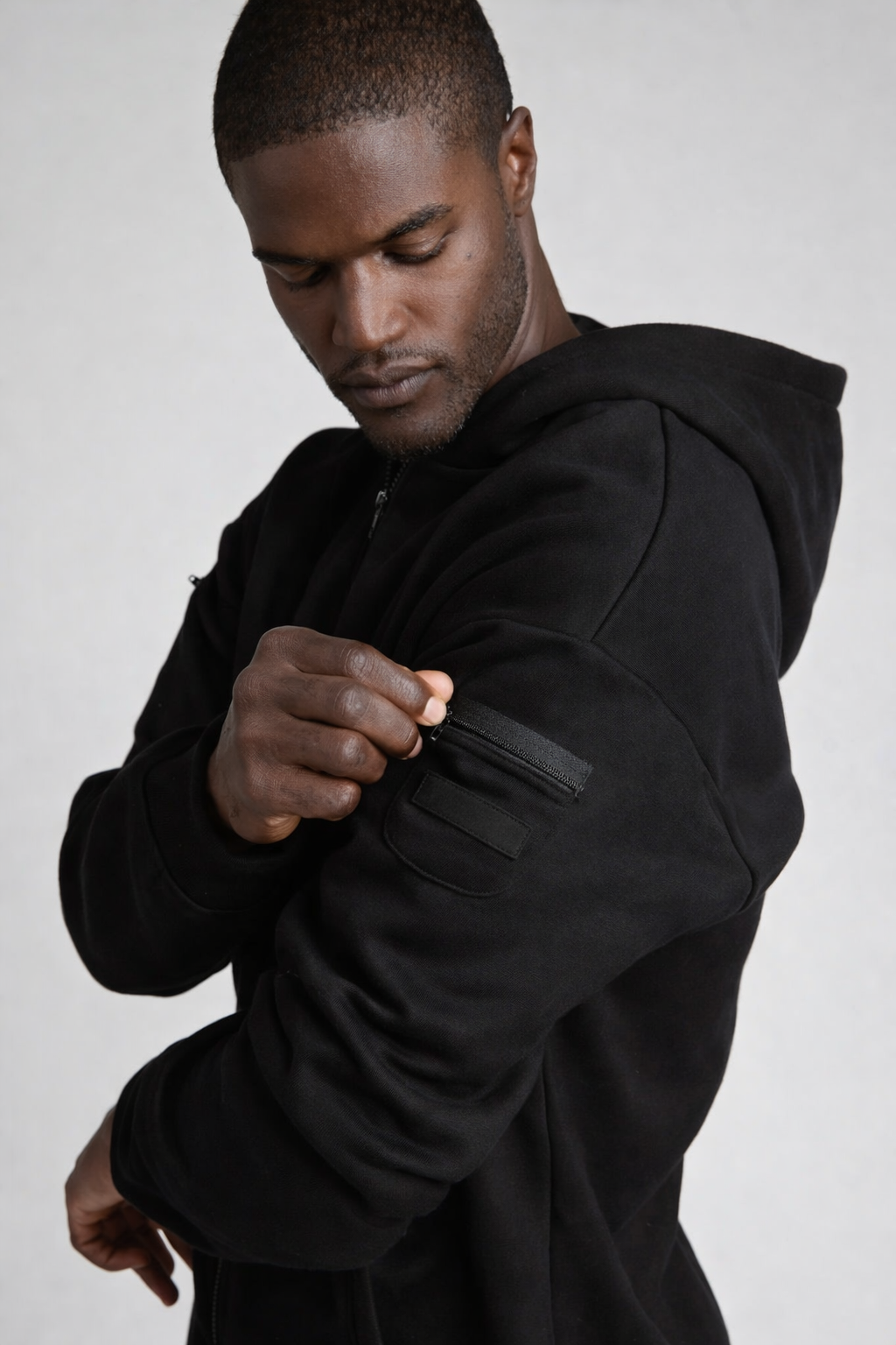 Black Travel Bud Zipper Hoodie