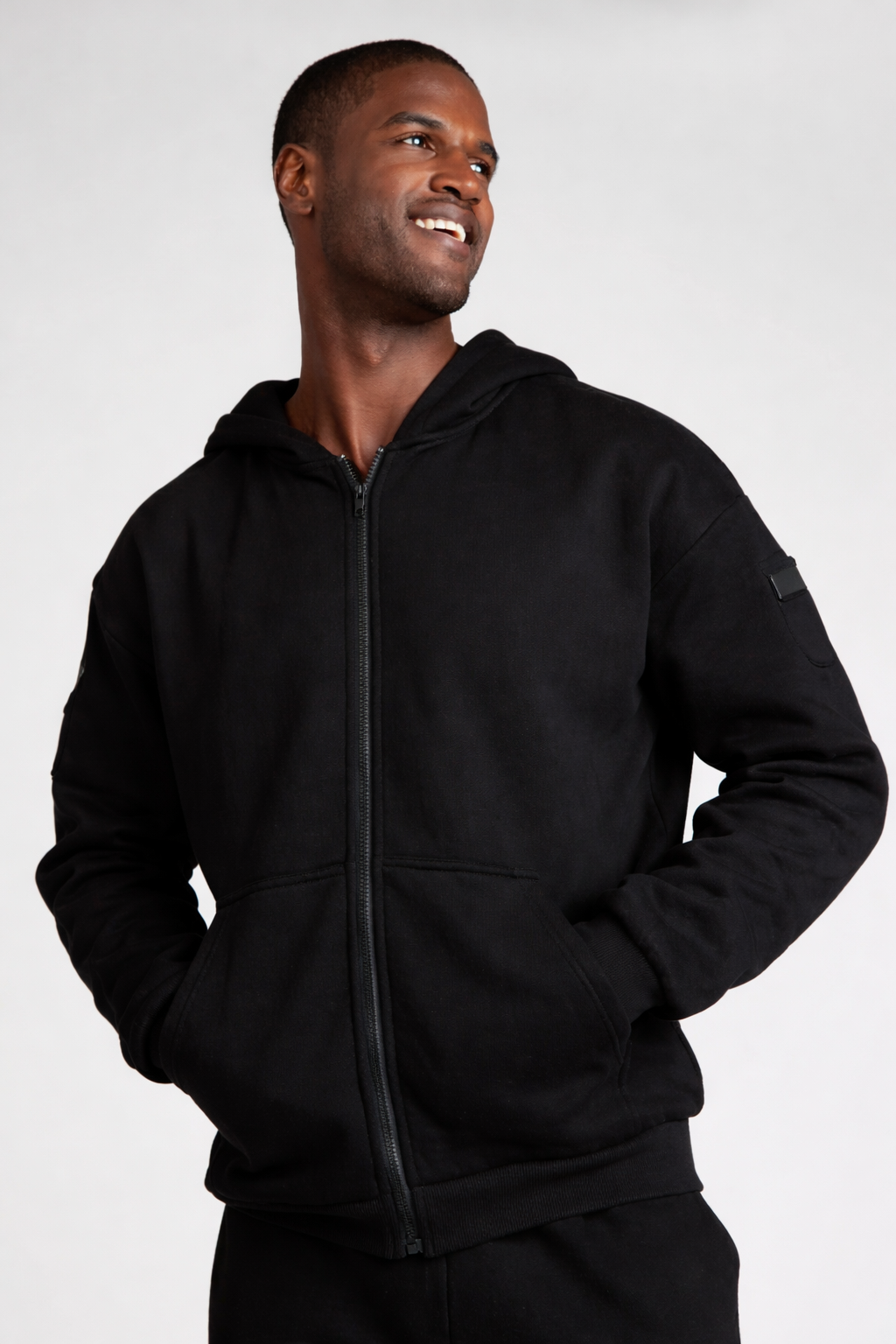 Black Travel Bud Zipper Hoodie