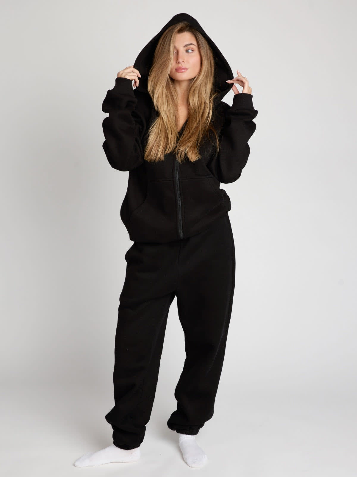 Black Travel Bud Zipper Hoodie